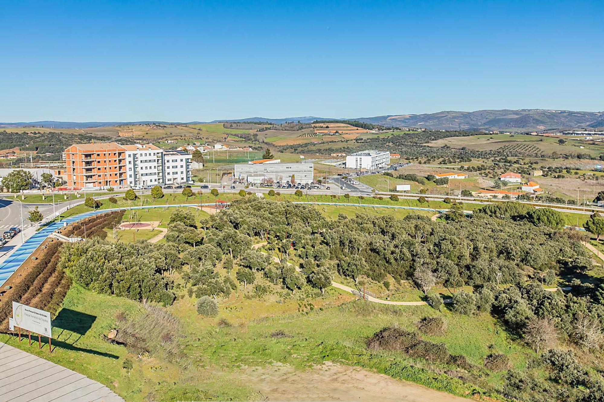Hotel Ibis Bragança מראה חיצוני תמונה
