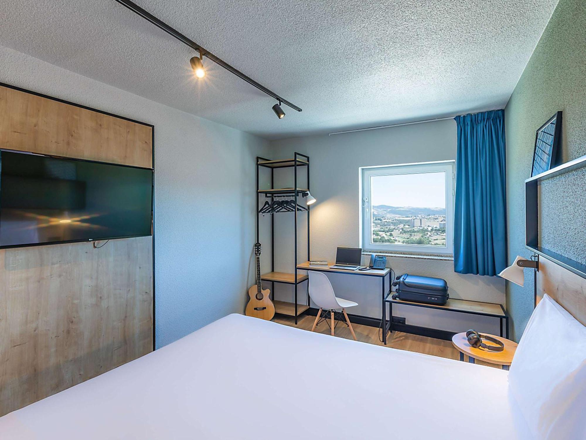 Hotel Ibis Bragança מראה חיצוני תמונה
