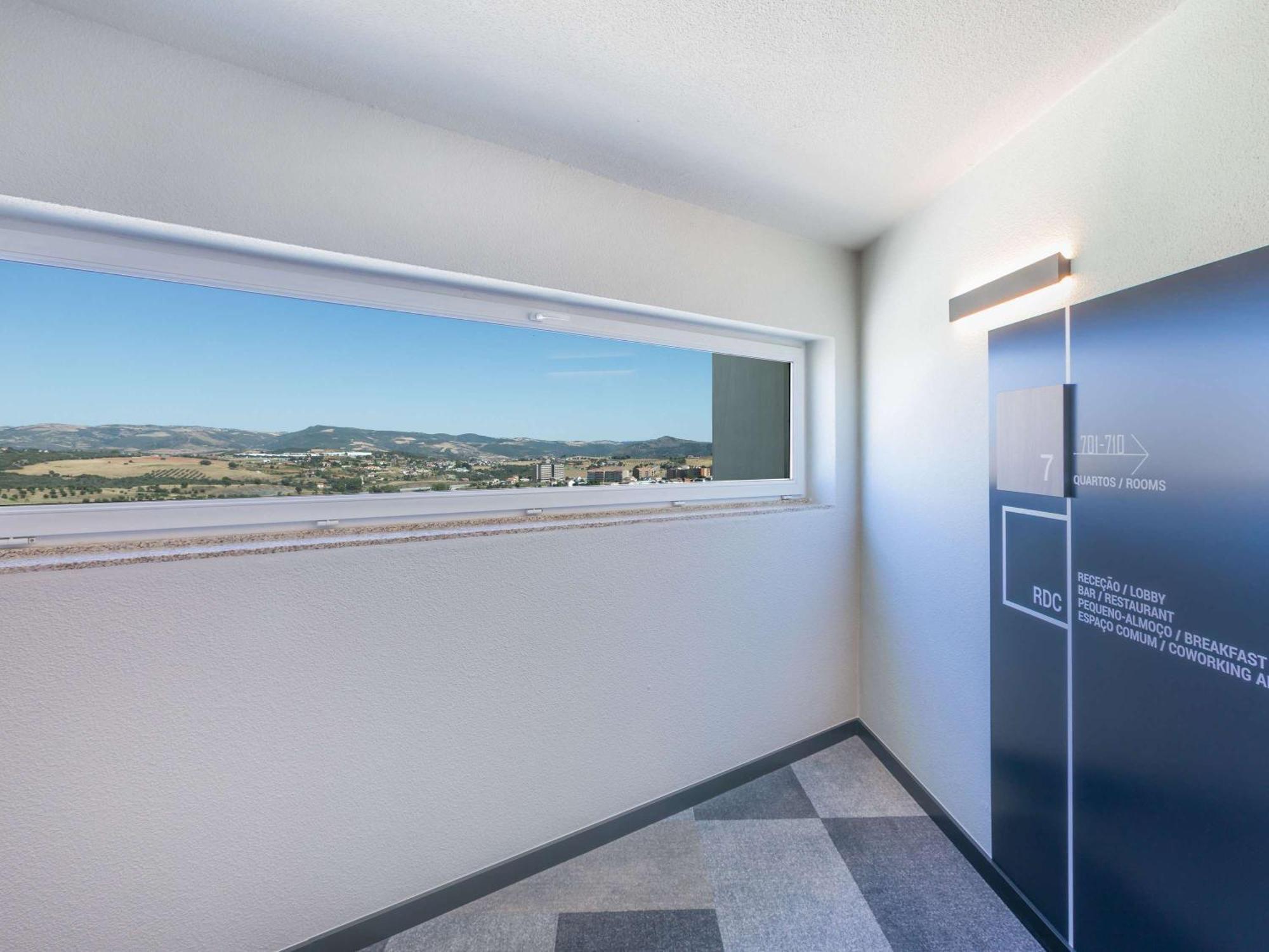 Hotel Ibis Bragança מראה חיצוני תמונה